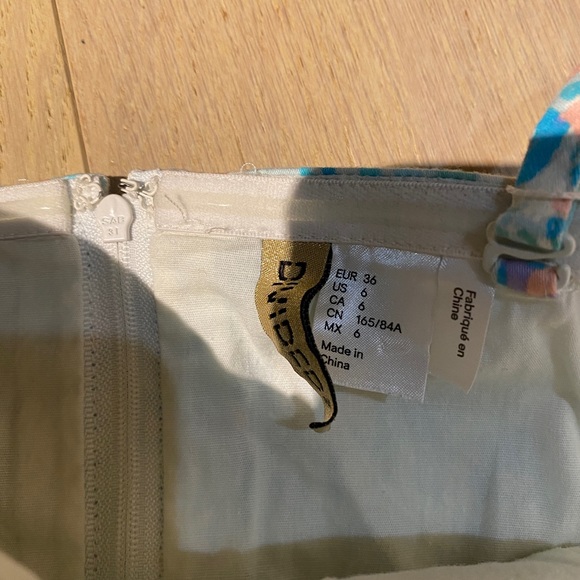 H&M Beaded Cropped Top - Picture 2 of 2